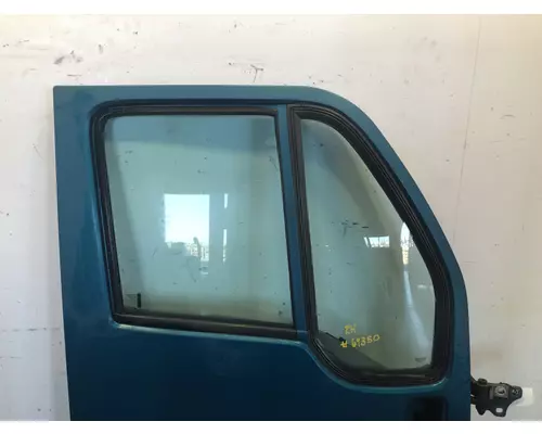 KENWORTH T2000 Door Assembly, Front
