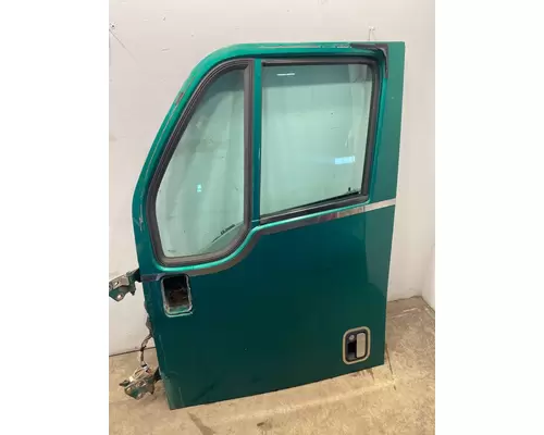 KENWORTH T2000 Door Assembly, Front