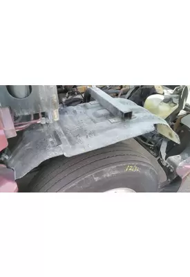 KENWORTH T2000 FENDER, SPLASH SHIELD/GUARD
