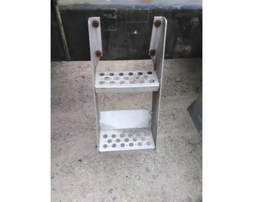 KENWORTH T2000 FRAME STEP