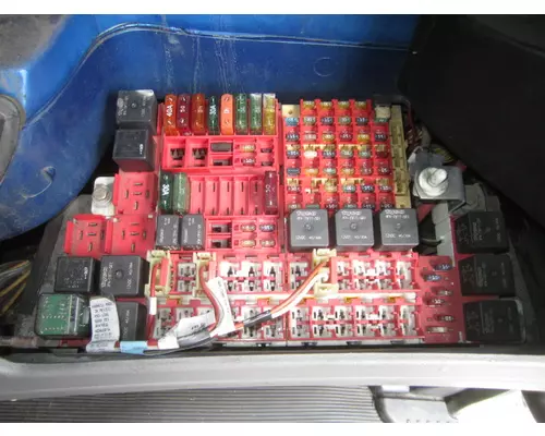 KENWORTH T2000 FUSE BOX
