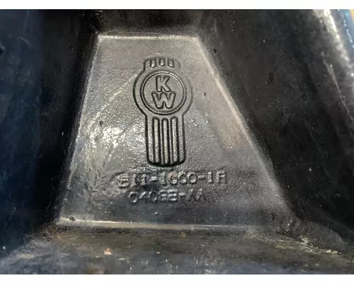 KENWORTH T2000 Frame Horn