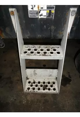 KENWORTH T2000 Frame Step