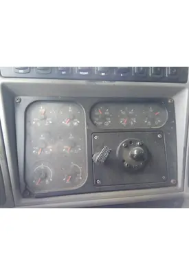 KENWORTH T2000 GAUGE CLUSTER