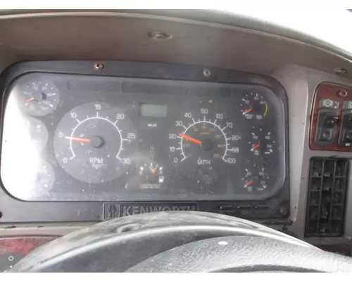 KENWORTH T2000 GAUGE CLUSTER