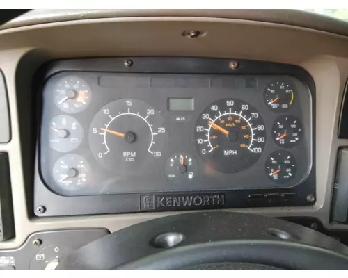 KENWORTH T2000 GAUGE CLUSTER