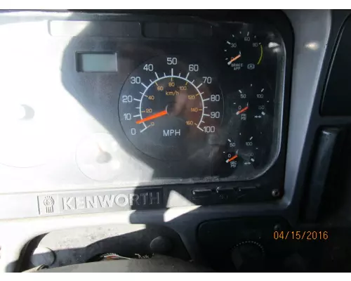 KENWORTH T2000 GAUGE CLUSTER