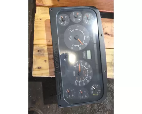 KENWORTH T2000 GAUGE CLUSTER