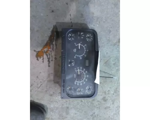 KENWORTH T2000 GAUGE CLUSTER