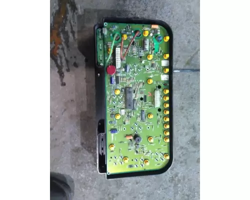 KENWORTH T2000 GAUGE CLUSTER