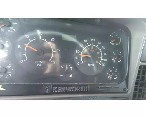 KENWORTH T2000 GAUGE CLUSTER