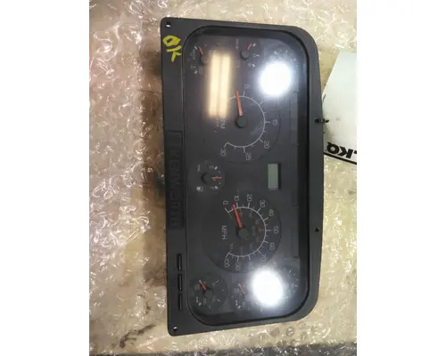 KENWORTH T2000 GAUGE CLUSTER
