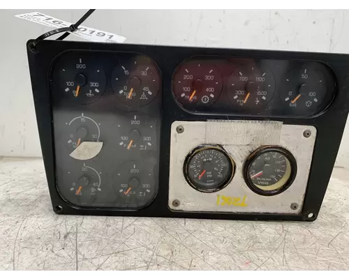 KENWORTH T2000 Gauge Panel