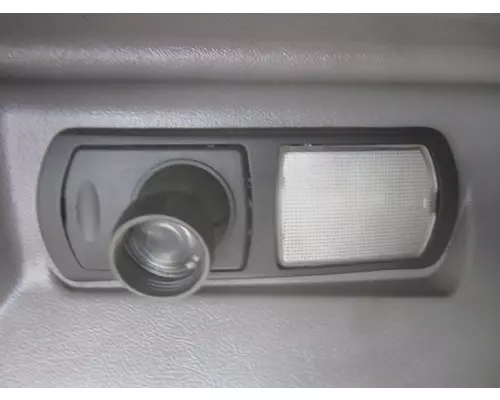 KENWORTH T2000 INTERIOR CAB LIGHT