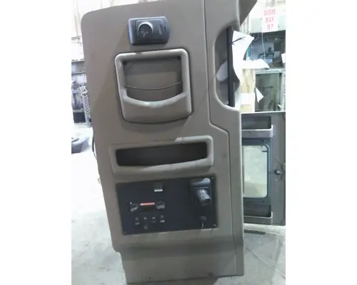KENWORTH T2000 INTERIOR CABINET