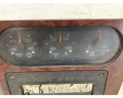 KENWORTH T2000 Instrument Cluster