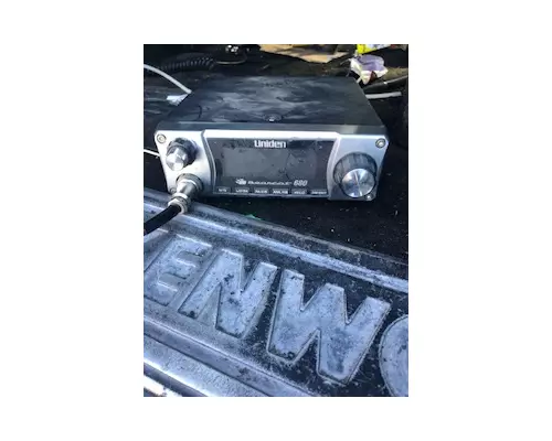 KENWORTH T2000 Radio