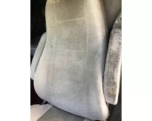 KENWORTH T2000 SEAT, FRONT