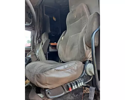 KENWORTH T2000 SEAT, FRONT