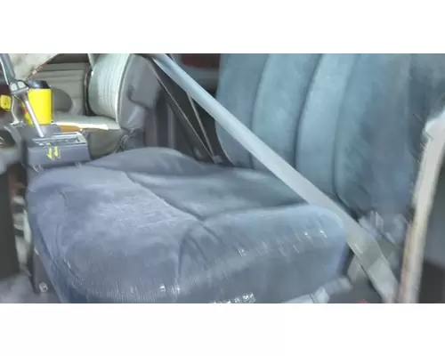 KENWORTH T2000 SEAT, FRONT