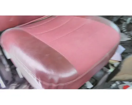 KENWORTH T2000 SEAT, FRONT