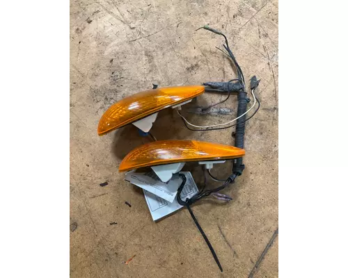 KENWORTH T2000 Side Marker Lamp, Rear