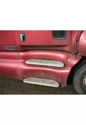 KENWORTH T2000 Skirt