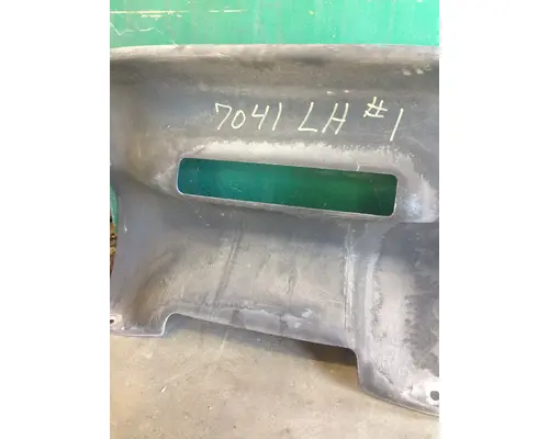 KENWORTH T2000 Skirt
