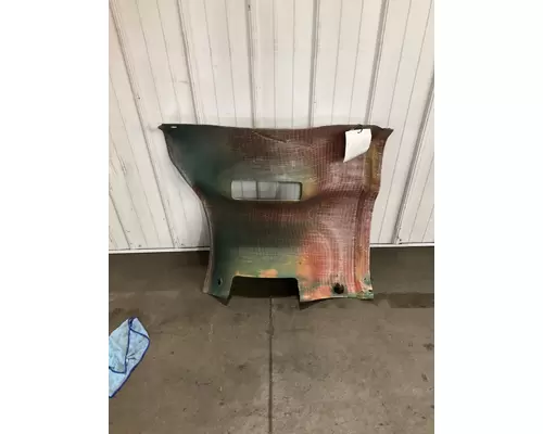 KENWORTH T2000 Skirt