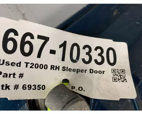 KENWORTH T2000 Sleeper Door