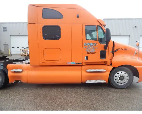 KENWORTH T2000 Step