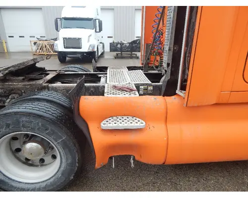 KENWORTH T2000 Step
