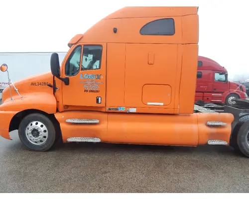 KENWORTH T2000 Step