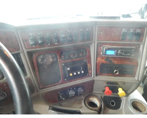 KENWORTH T2000 Step