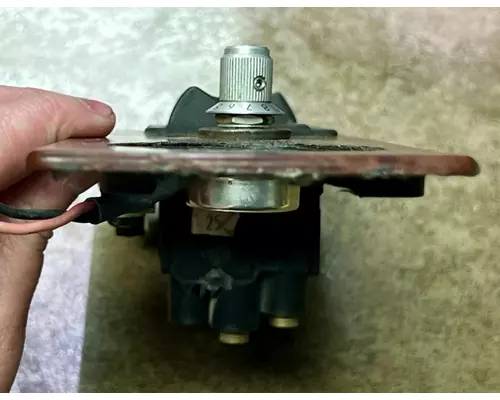 KENWORTH T2000 Switch, misc 