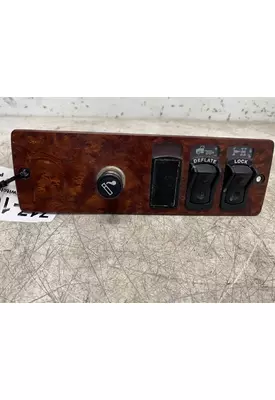 KENWORTH T2000 Switch Panel