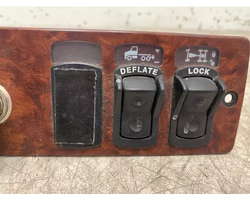 KENWORTH T2000 Switch Panel