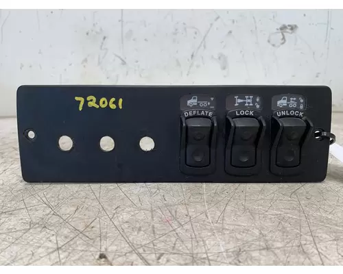 KENWORTH T2000 Switch Panel