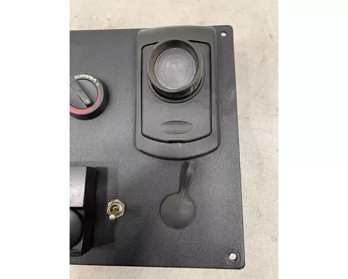 KENWORTH T2000 Switch Panel