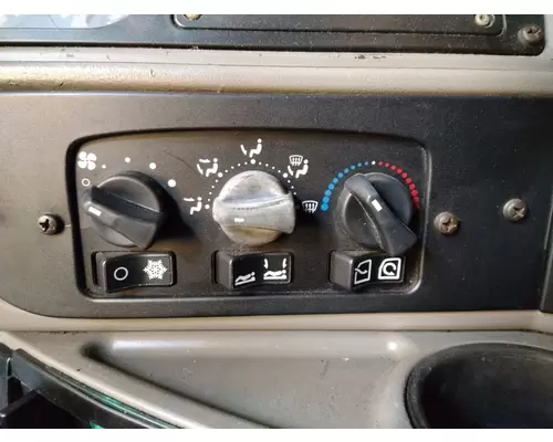 KENWORTH T2000 TEMPERATURE CONTROL