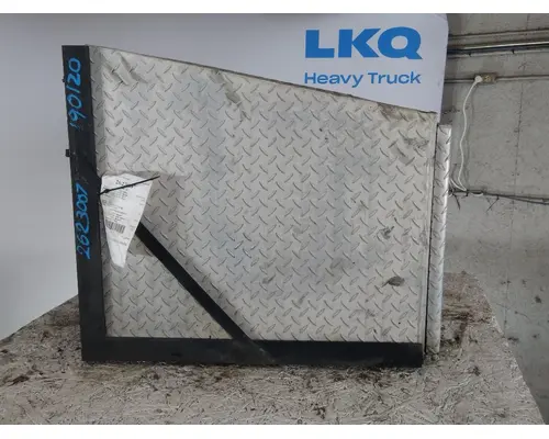 KENWORTH T2000 TOOL BOX