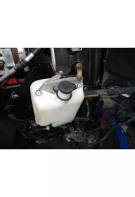 KENWORTH T2000 WINDSHIELD WASHER RESERVOIR