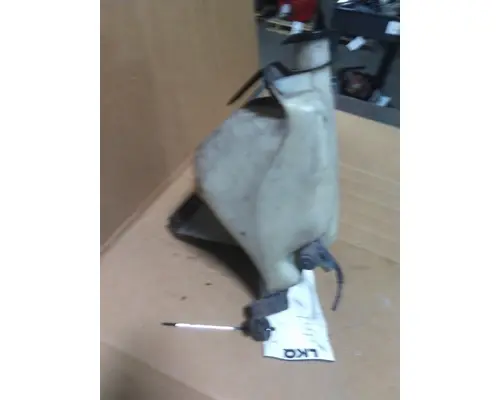 KENWORTH T2000 WINDSHIELD WASHER RESERVOIR