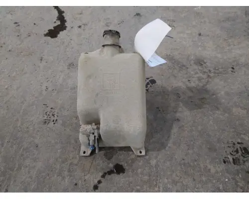 KENWORTH T2000 WINDSHIELD WASHER RESERVOIR