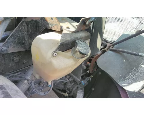 KENWORTH T2000 WINDSHIELD WASHER RESERVOIR