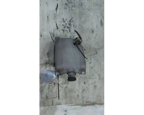KENWORTH T2000 WINDSHIELD WASHER RESERVOIR