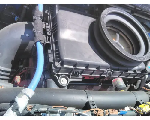 KENWORTH T270 AIR CLEANER