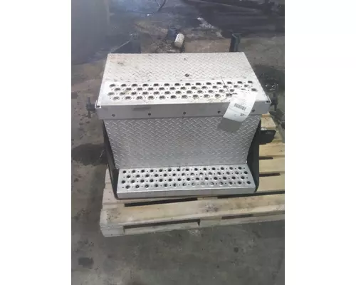 KENWORTH T270 BATTERY BOX