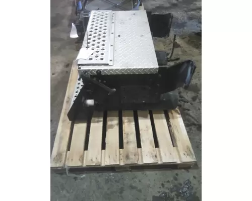 KENWORTH T270 BATTERY BOX
