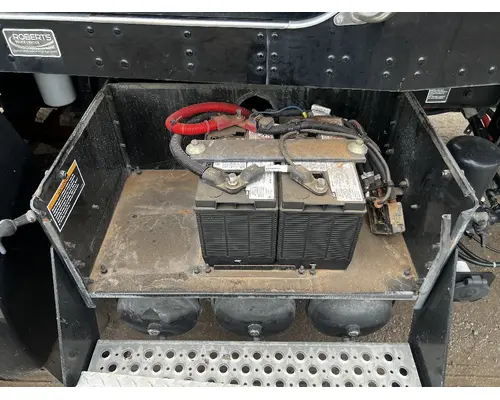 KENWORTH T270 Battery Box